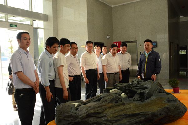 11日至12日, 省政府副秘书长张银桥,省商务厅副厅长彭雁峰率队来娄底